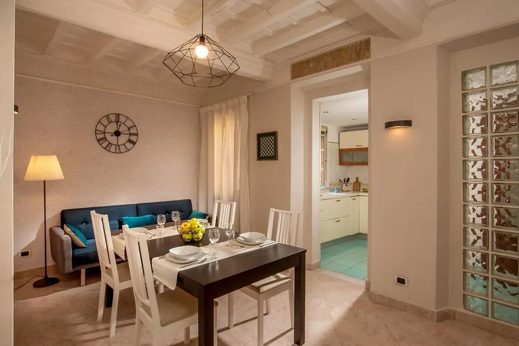Mario'S Apartament In The Spanish Steps Roma Italia